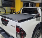 Roleta aluminiowa paki bagażnika Toyota Hilux (5)